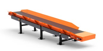 Nagnjeni tekoči trak