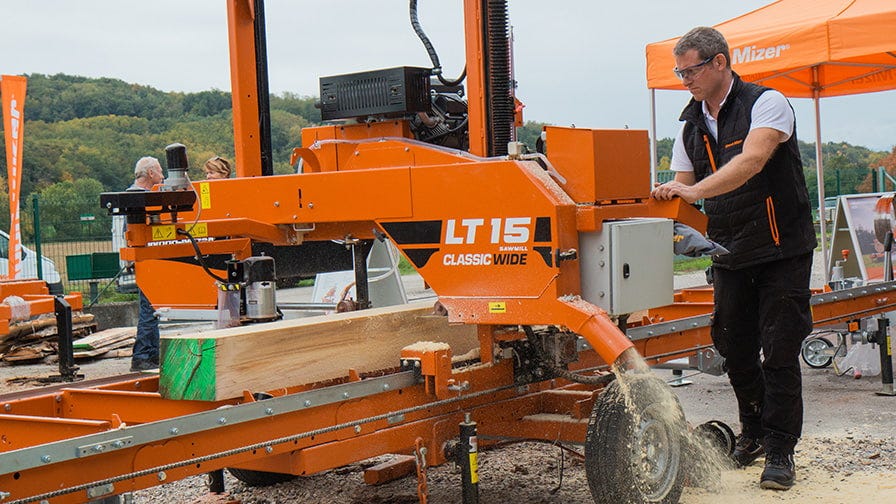 Wood-Mizer LT15 sawmill with segmented bed