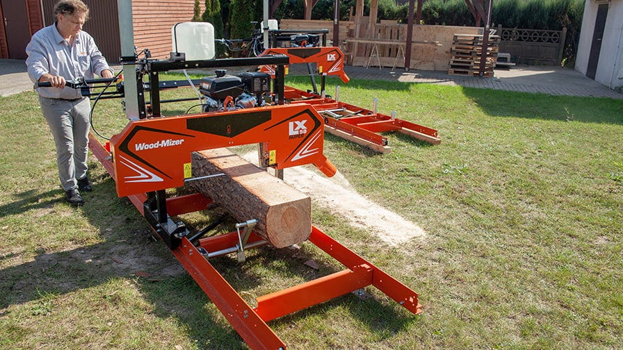 Wood-Mizer LX50 sawmill with push manual feed system