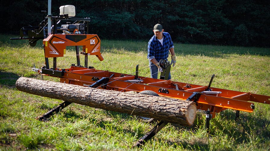Manual log handling with winch